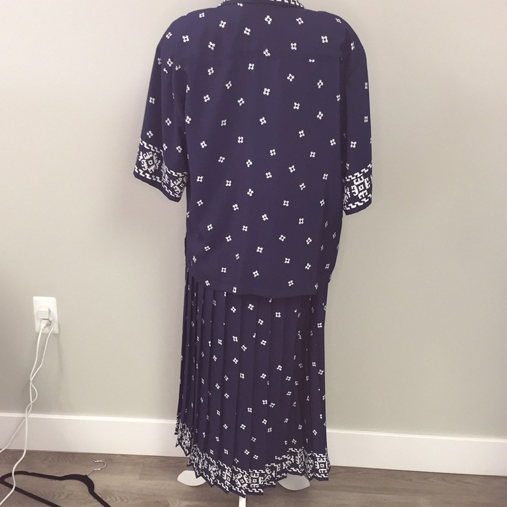 Chaus Navy Blue & White Women’s Top & Skirt Sz 16 - Picture 3 of 6